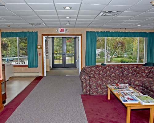 Forest Glen Inn
