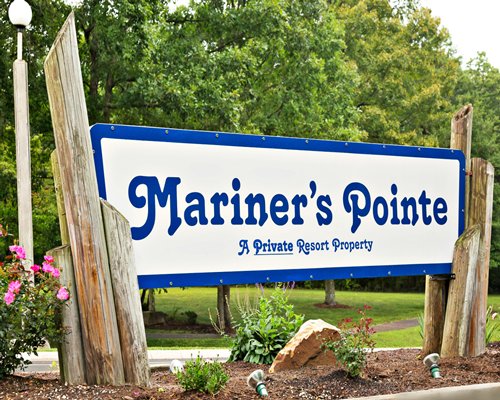 Mariner's Pointe Resort