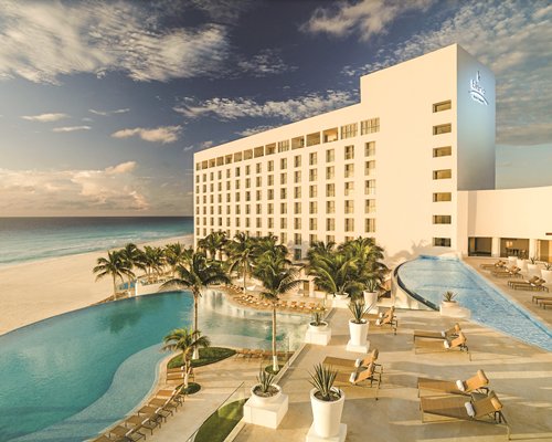 All Inclusive - Le Blanc Spa Resort