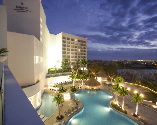 All Inclusive - Le Blanc Spa Resort