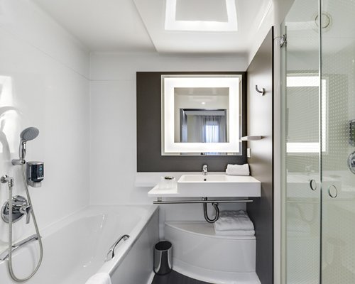 Novotel Suites Paris Montreuil