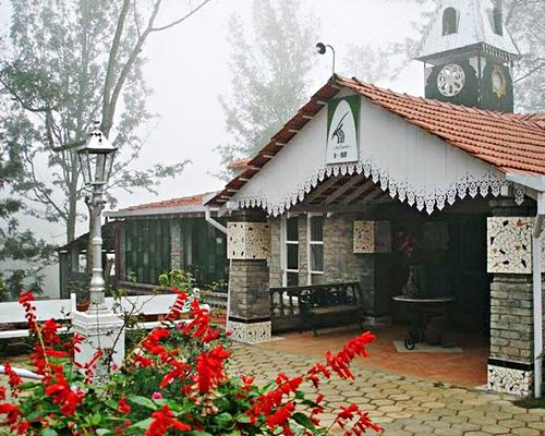 Lake Forest Hotel - Yercaud