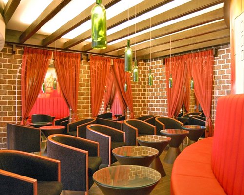 Cambay Golf Resort, Jamdoli