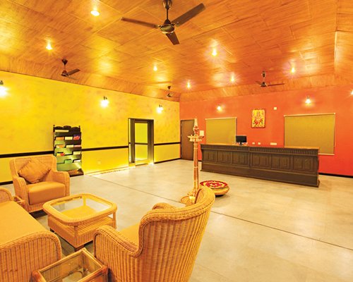 Leisure Vacations Gold Field Lake Resort - Kumarakom
