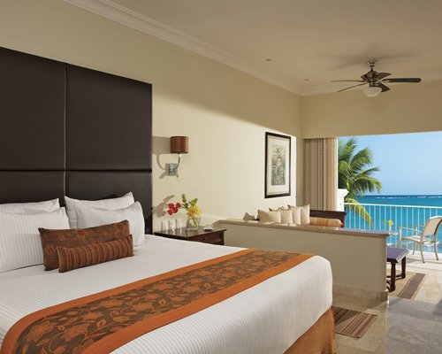 4 night DREAMS TULUM RESORT AND SPA by UVC