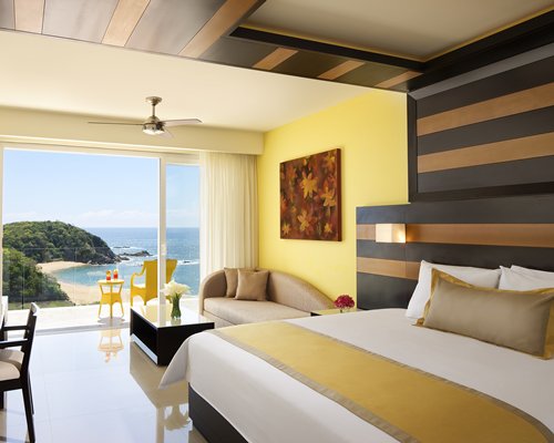 Secrets Huatulco Resort By UVC-4 Nights