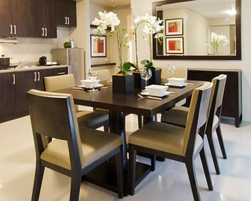 Bellini Suites at Presidio, Lakefront