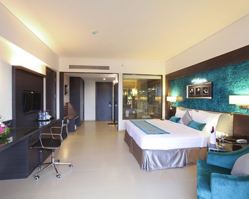 Mirasol Resort