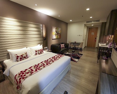 Ramada Plaza Kuala Lumpur - 4 Nights
