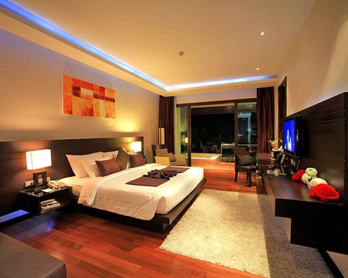 Wyndham Sea Pearl Resort Phuket - 4 Nights