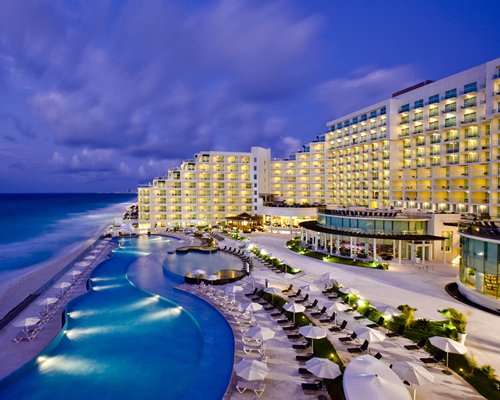 Hard Rock Hotel Cancun - all inclusive (2 adults)