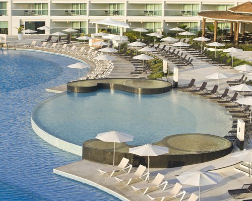 Hard Rock Hotel Cancun - all inclusive (2 adults)