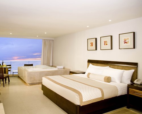 Hard Rock Hotel Cancun - all inclusive (2 adults)