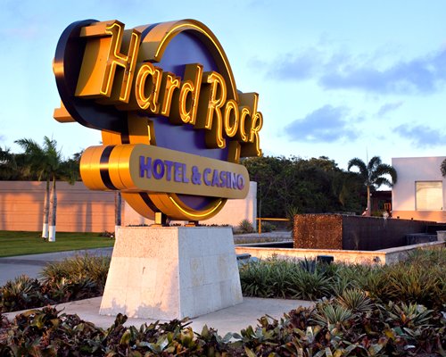 Hard Rock Hotel & Casino Punta Cana 5NT